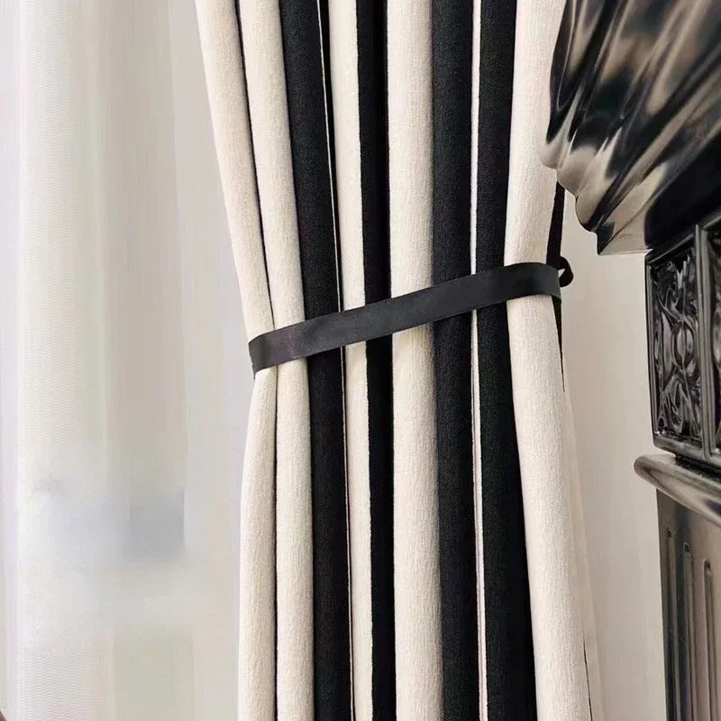 Vertical Striped Black and Whi - Home Fragrance French 评论和价格